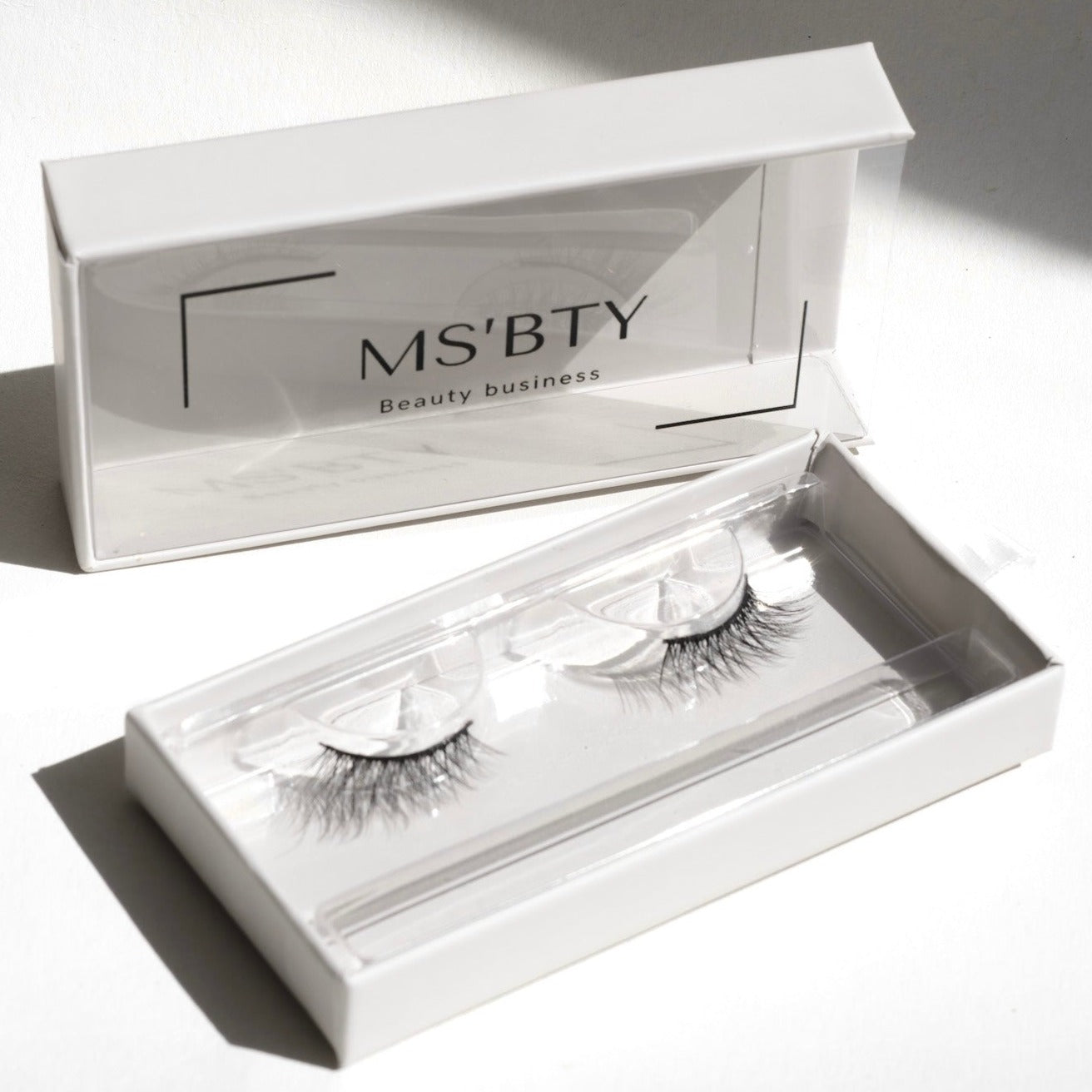 HALF LASH